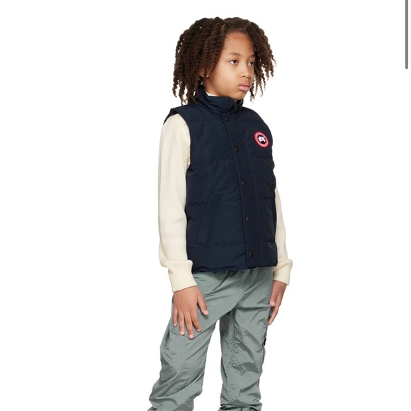 VGUC Canada Goose Kids Vest (authentic) - Picture 2 of 11